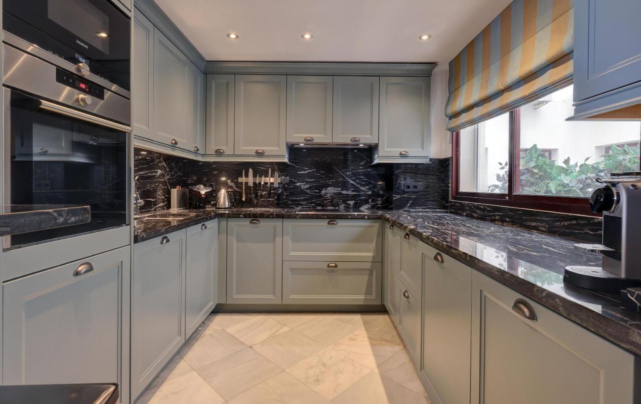 Apartment - Car Included Estepona Luaran gambar