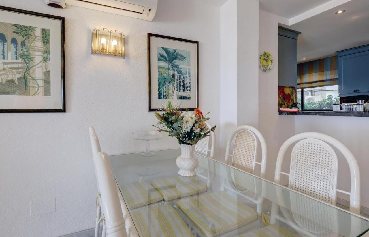 Apartment - Car Included Estepona Luaran gambar